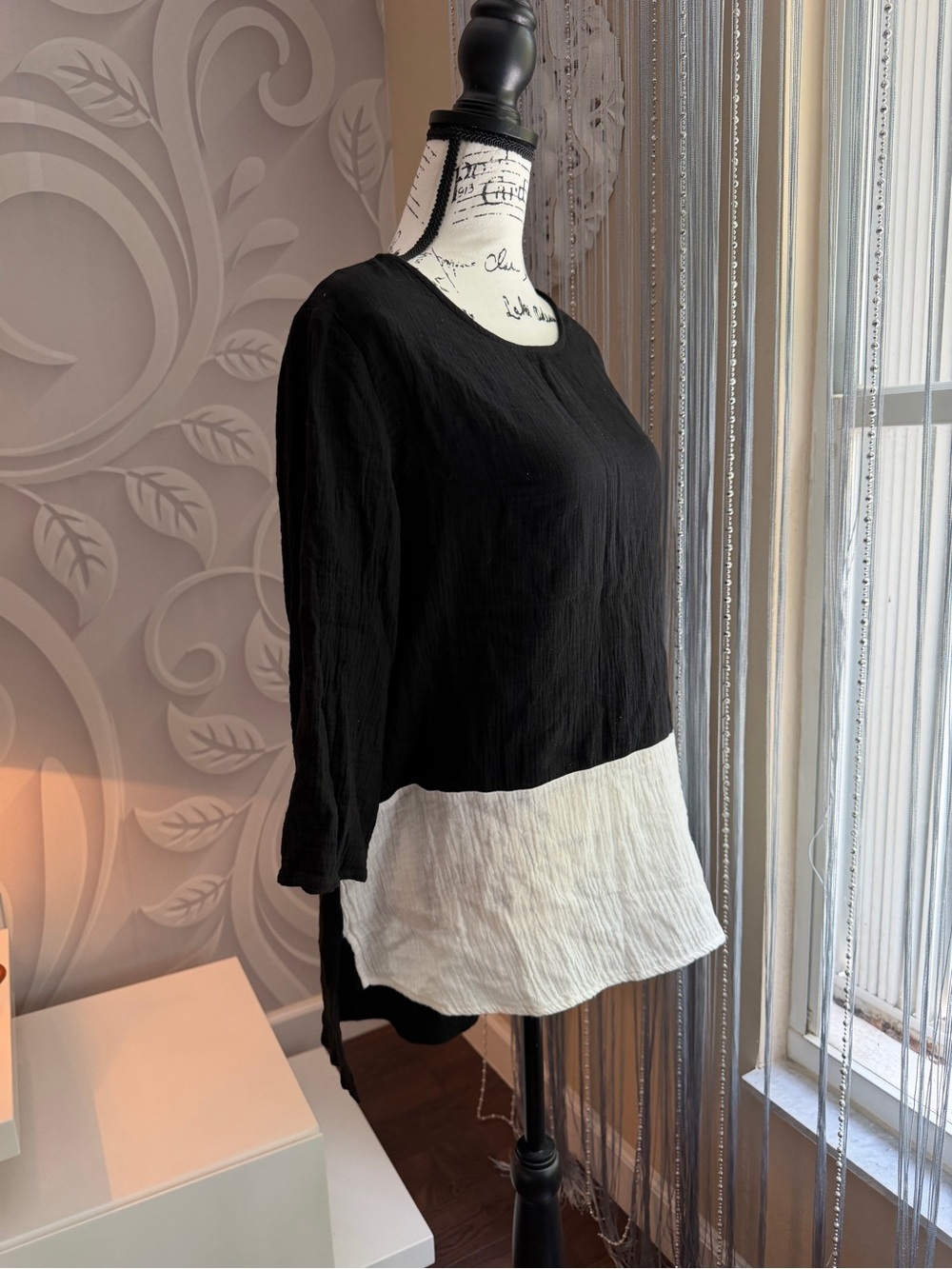 Patrizia Luca Black and White Colorblock Long-Sleeve Tunic